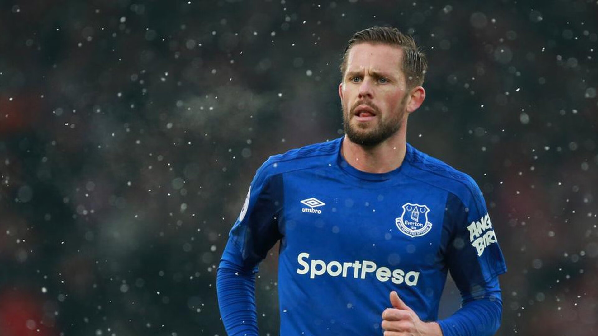 “简阳文体中心:篮球赛成为全场最具张力的对抗”